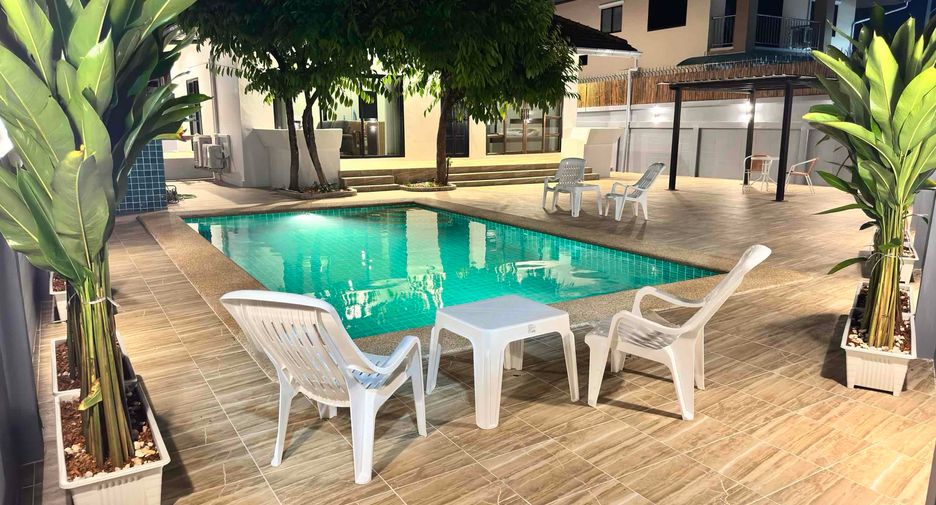 For rent 3 bedrooms villa in Bang Lamung, Chonburi