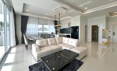 For sale 3 bedrooms villa in Bang Lamung, Chonburi
