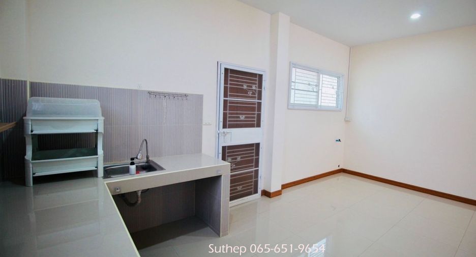 Продажа 3 спальни дом в Мыанг Районг, Районг