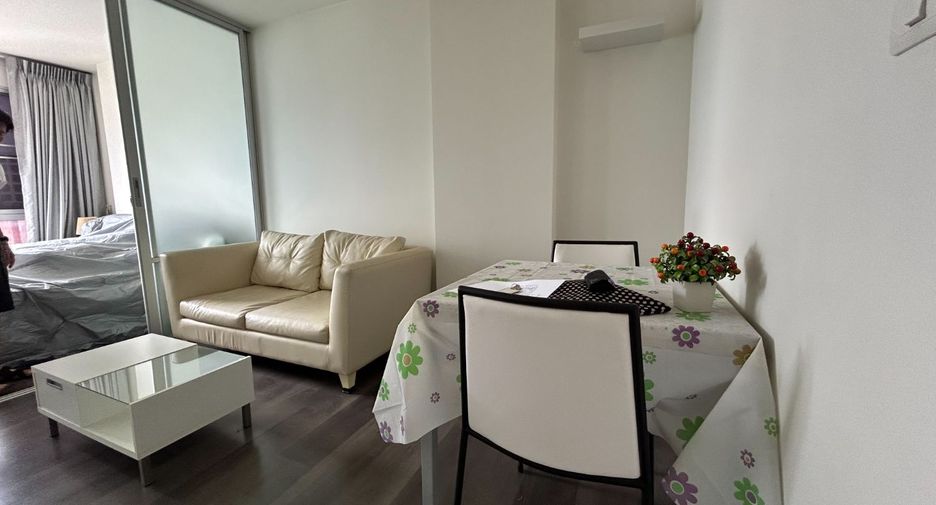 For sale 1 bed condo in Mueang Chon Buri, Chonburi