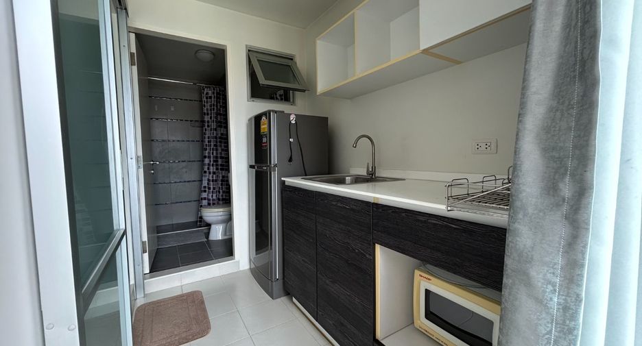 For sale 1 bed condo in Mueang Chon Buri, Chonburi