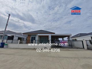 For sale 3 bedrooms house in Mueang Nakhon Pathom, Nakhon Pathom
