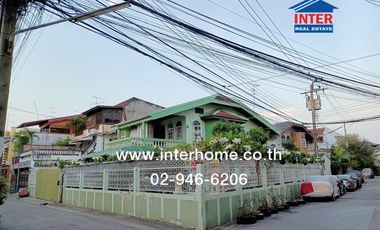 Haus zum Kauf mit 5 Zimmer in Bangkok Noi, Bangkok