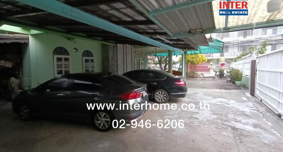 Haus zum Kauf mit 5 Zimmer in Bangkok Noi, Bangkok