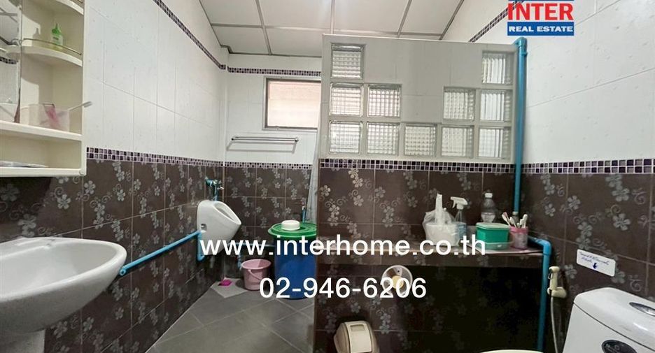 Haus zum Kauf mit 5 Zimmer in Bangkok Noi, Bangkok