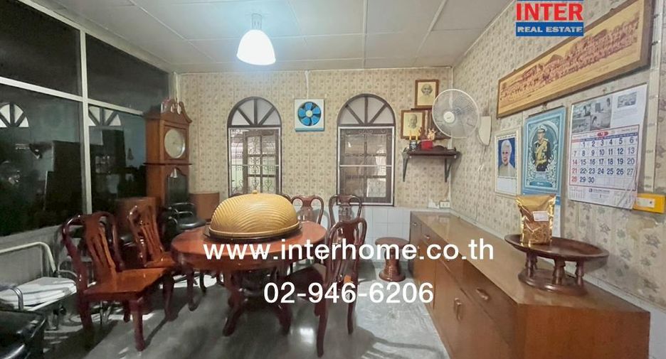 Haus zum Kauf mit 5 Zimmer in Bangkok Noi, Bangkok