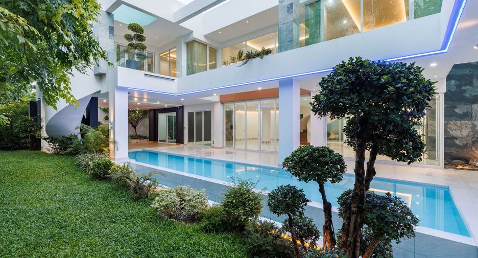 À vendre 8 chambres villa à Hang Dong, Chiang Mai