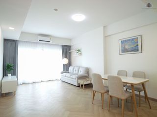 For rent 2 bedrooms condo in Yan Nawa, Bangkok