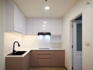 For rent 2 bedrooms condo in Yan Nawa, Bangkok
