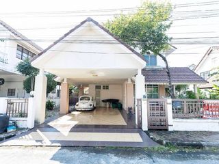 For sale 4 bedrooms house in Si Racha, Chonburi