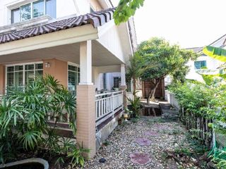 For sale 4 bedrooms house in Si Racha, Chonburi