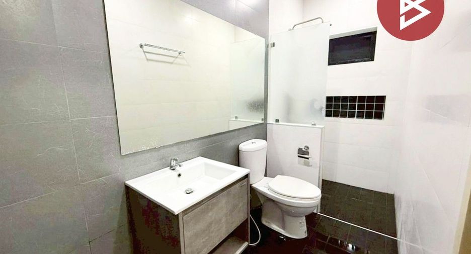 À vendre 3 chambres maison à Ban Pong, Ratchaburi