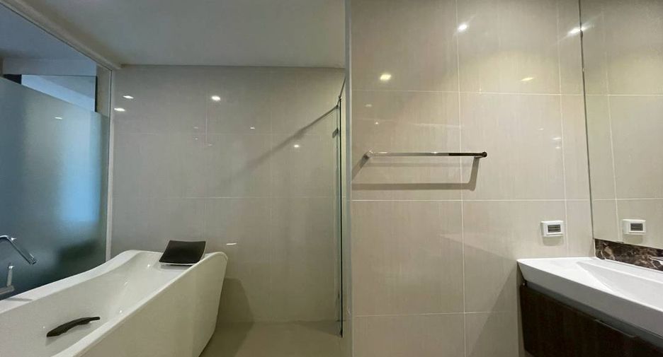 For rent and for sale 1 bed condo in Mueang Chiang Mai, Chiang Mai