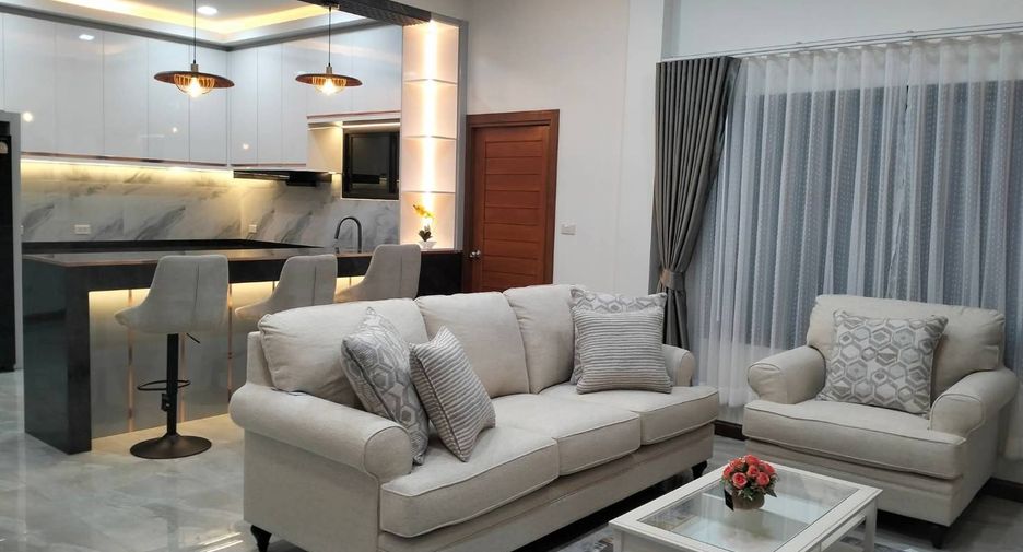 For sale 3 bedrooms villa in Sattahip, Chonburi