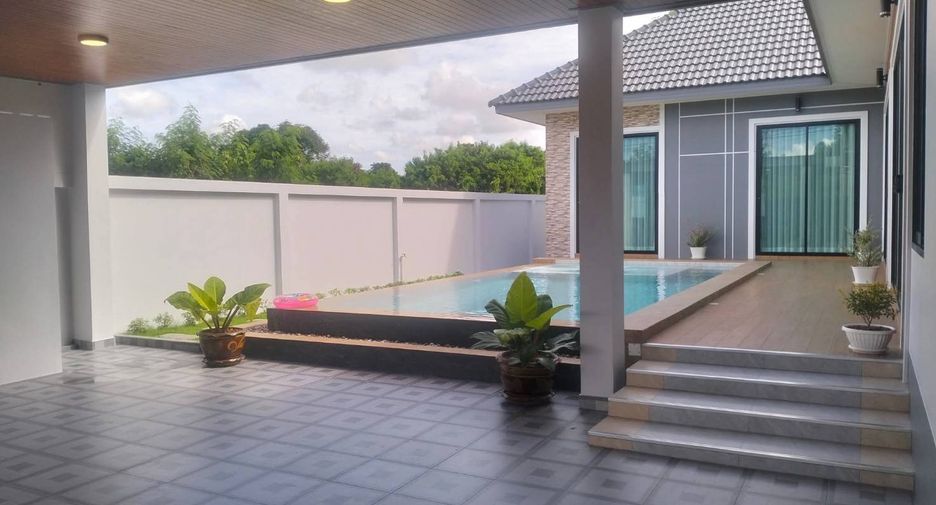For sale 3 bedrooms villa in Sattahip, Chonburi