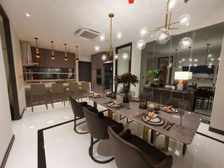 For rent and for sale 4 bedrooms condo in Khlong Toei, Bangkok