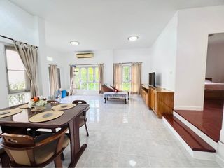 À louer 2 chambres maison à Hang Dong, Chiang Mai