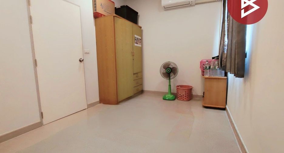 For sale studio townhouse in Nong Chok, Bangkok