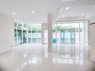 出售 3 卧室 独立屋 在 Lat Krabang, 曼谷