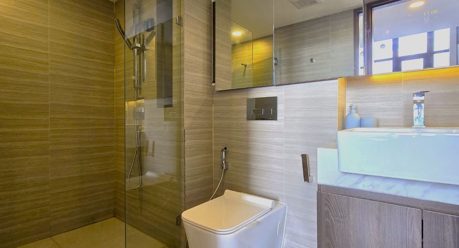À louer et à vendre 1 chambre condo à Watthana, Bangkok