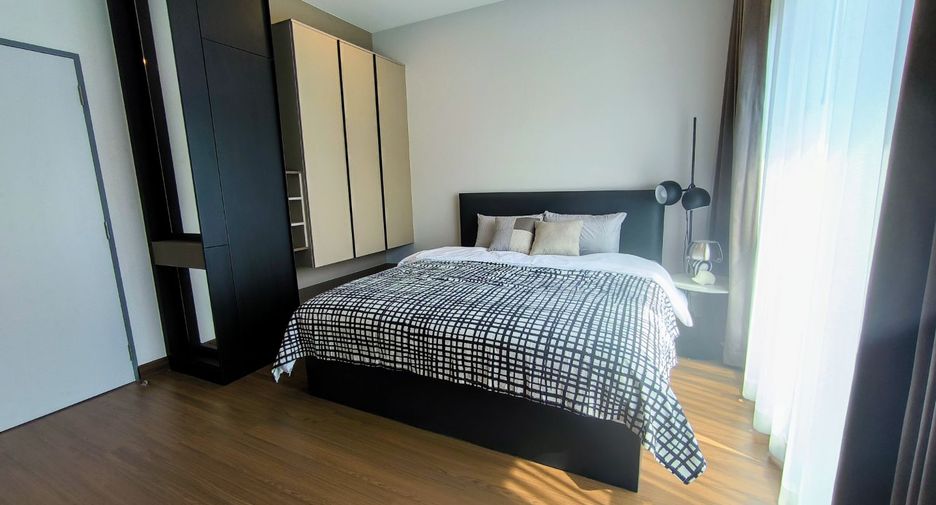 Casa en alquiler de 4 habitaciones en Bang Phli, Samut Prakan
