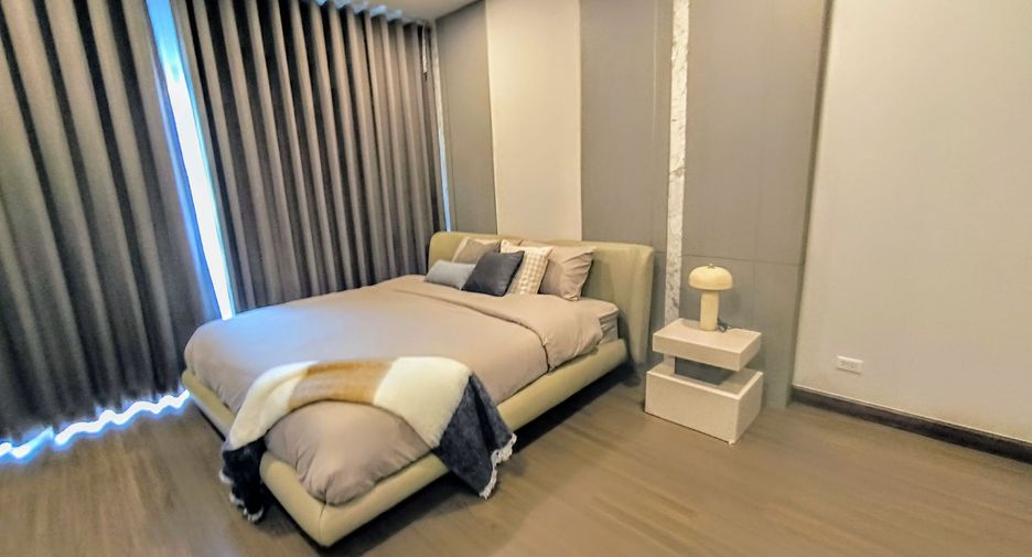 Casa en alquiler de 4 habitaciones en Bang Phli, Samut Prakan
