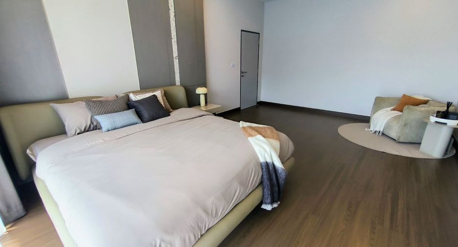 Casa en alquiler de 4 habitaciones en Bang Phli, Samut Prakan