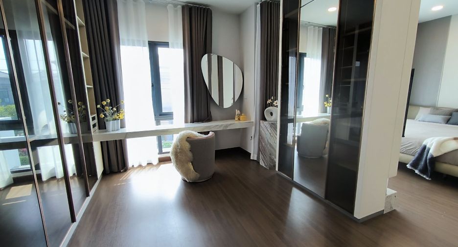 Casa en alquiler de 4 habitaciones en Bang Phli, Samut Prakan