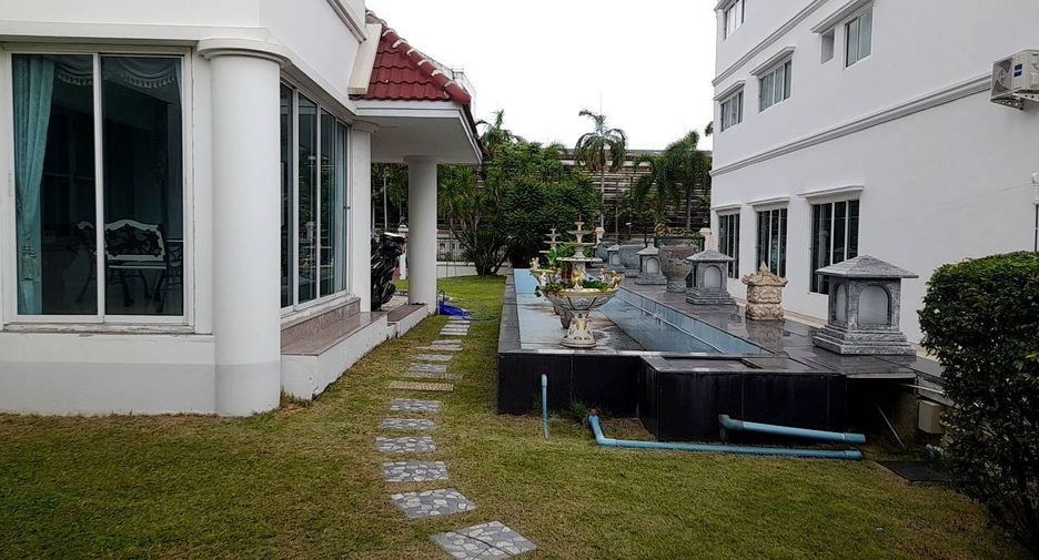 For sale 6 bedrooms house in Bang Phli, Samut Prakan
