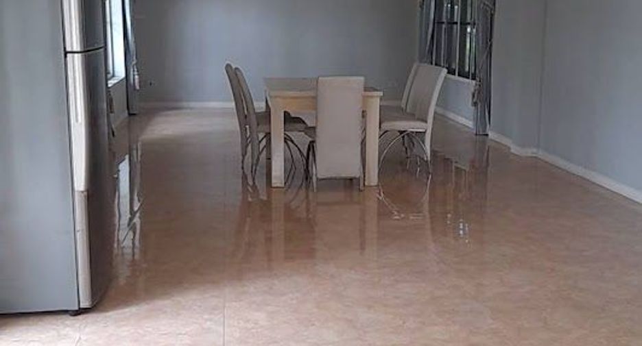 For sale 6 bedrooms house in Bang Phli, Samut Prakan