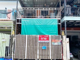 Casa adosada en venta de 3 habitaciones en Bang Sao Thong, Samut Prakan
