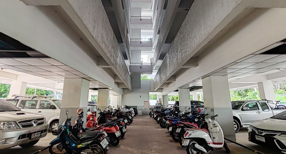 出售 1 卧室 公寓 在 Bang Lamung, Chon Buri