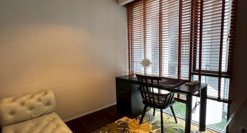 For rent and for sale 2 bedrooms condo in Watthana, Bangkok