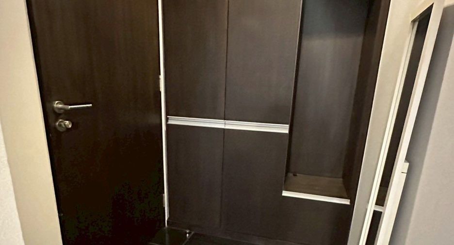 For rent and for sale 2 bedrooms condo in Watthana, Bangkok