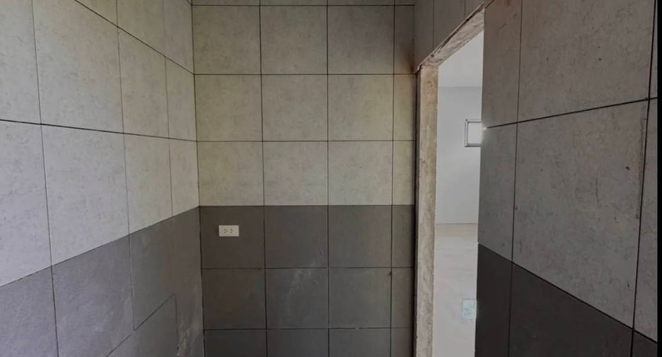 Продажа 4 спальни дом в Sam Phran, Накхонпатхом