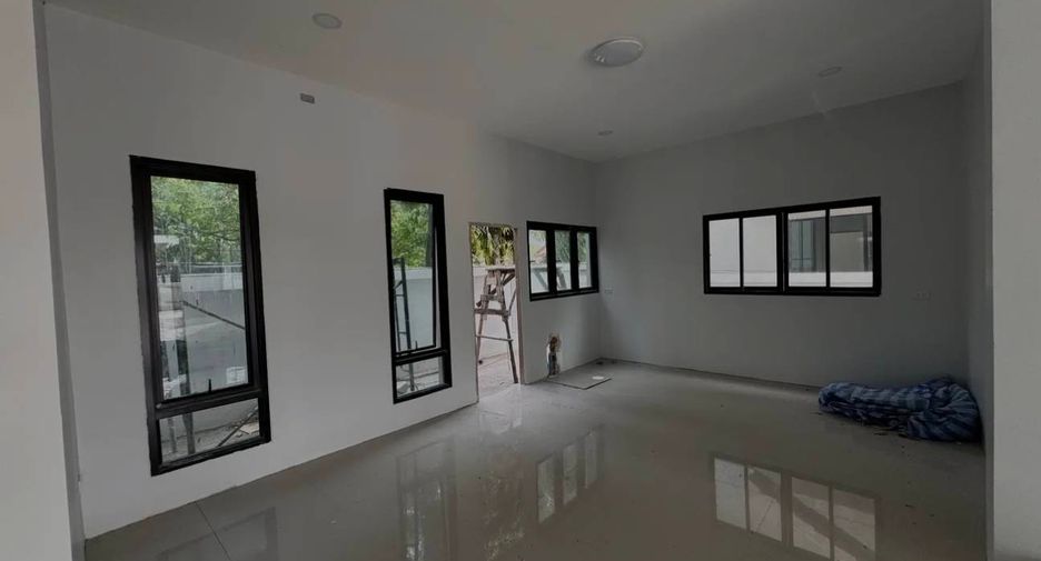 Продажа 4 спальни дом в Sam Phran, Накхонпатхом