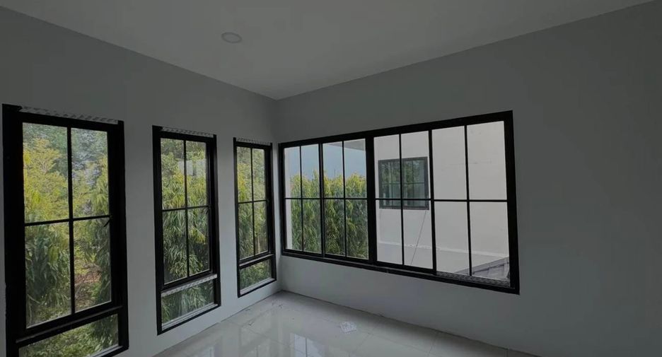 Продажа 4 спальни дом в Sam Phran, Накхонпатхом