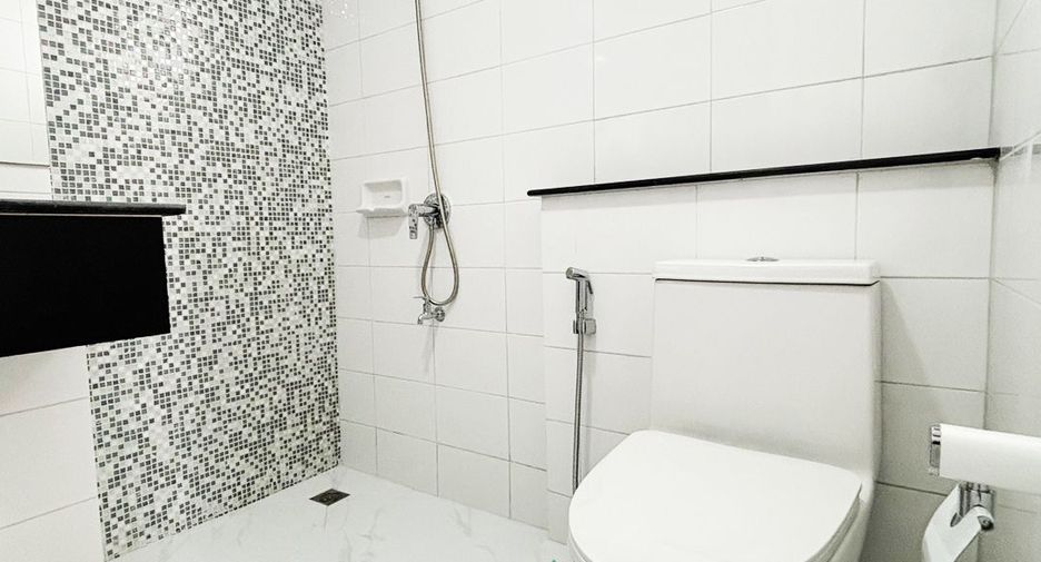 Haus zum Kauf mit 3 Zimmer in Mueang Nonthaburi, Nonthaburi