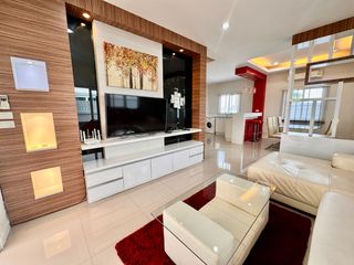 À louer 3 chambres maison à Bang Lamung, Chonburi