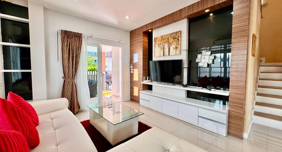 For rent 3 bedrooms house in Bang Lamung, Chonburi