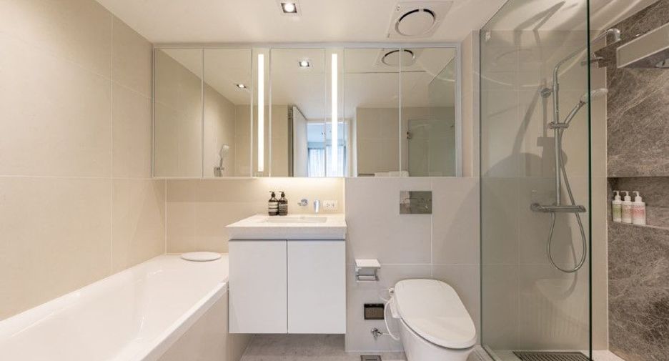 For sale 1 bed condo in Watthana, Bangkok