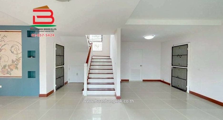 Casa en venta de 3 habitaciones en Lam Luk Ka, Pathum Thani