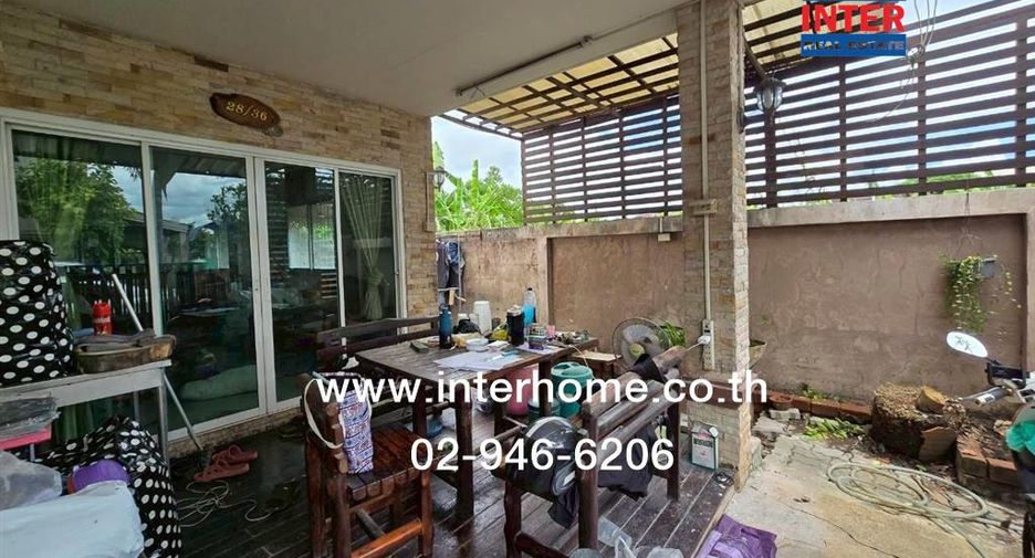 For sale 4 bedrooms townhouse in Sai Mai, Bangkok