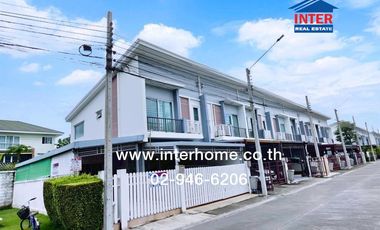 For sale 3 bedrooms townhouse in Mueang Nonthaburi, Nonthaburi