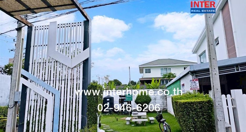 For sale 3 bedrooms townhouse in Mueang Nonthaburi, Nonthaburi