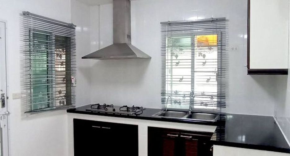For sale 4 bedrooms house in Bang Yai, Nonthaburi