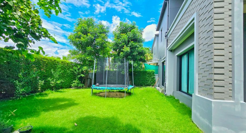 For sale 4 bedrooms house in Bang Bon, Bangkok