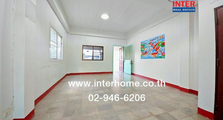 Reihenhaus zum Kauf mit 2 Zimmer in Sam Phran, Nakhon Pathom