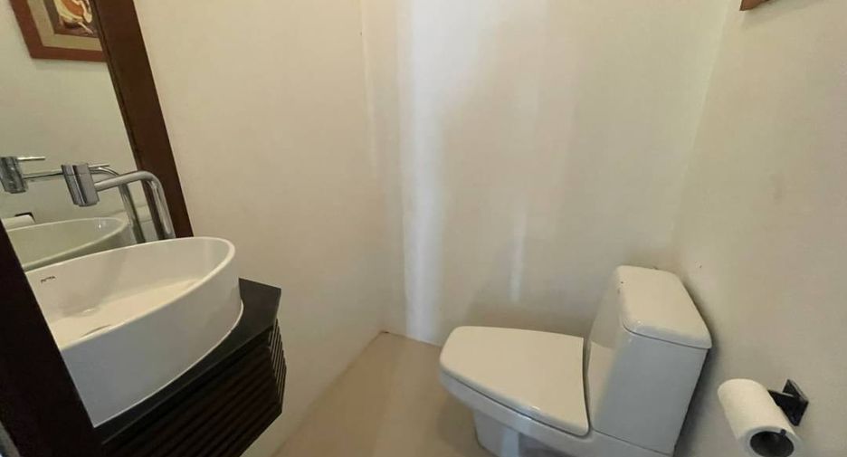 For rent and for sale 1 bed condo in Mueang Chiang Mai, Chiang Mai