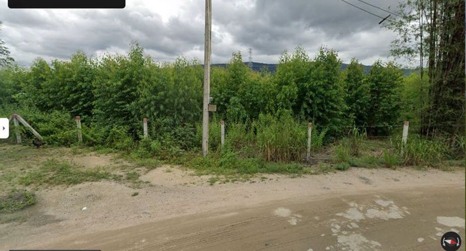 Terreno en venta en Ban Bueng, Chonburi